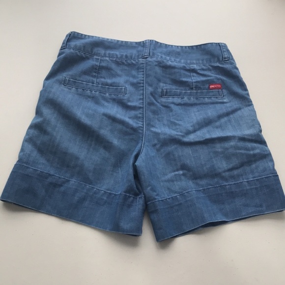 Only Luxury for you pleated mid rise denim shorts 27 - Picture 5 of 12